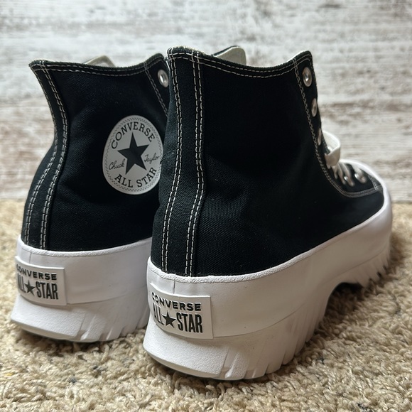 Converse CTAS Lugged 2.0 Hi Black White Platform Sneaker *Unisex* - Picture 5 of 11